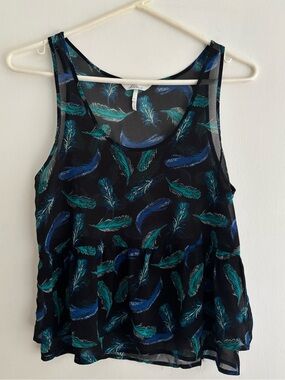 KIRRA Sheer Chiffon Tank Top - Size XS - Feather Print - PACSUN